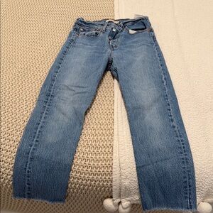 Levi's Women's Straight Leg Blue Jeans